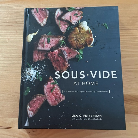 Sous-Vide at home cookbook 280 pages by Lisa Q. Fetterman - Picture 1 of 7